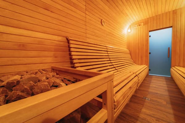 Commercial Infrared Sauna vs Traditional: Which Should You Stock?