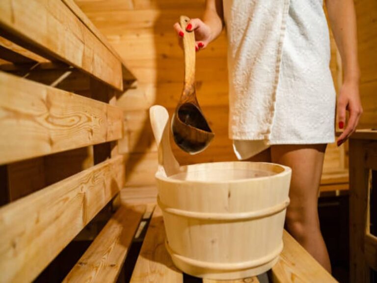 Wooden Bucket, 7 L