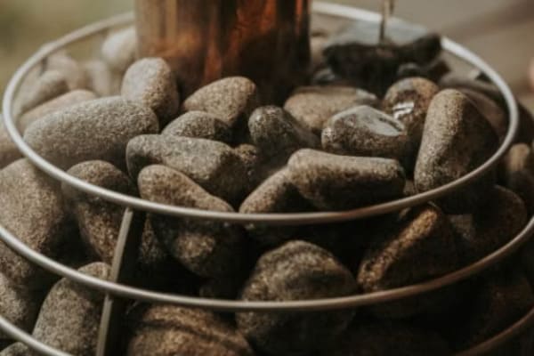 how to stack sauna stones